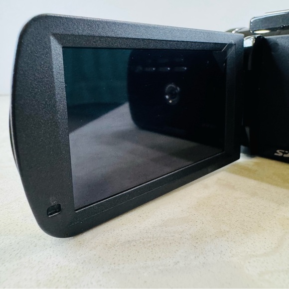 DVC Digital Video Camera Camcorder 24MP 4K UltraHD WiFi Night Vision New Battery - Picture 16 of 17